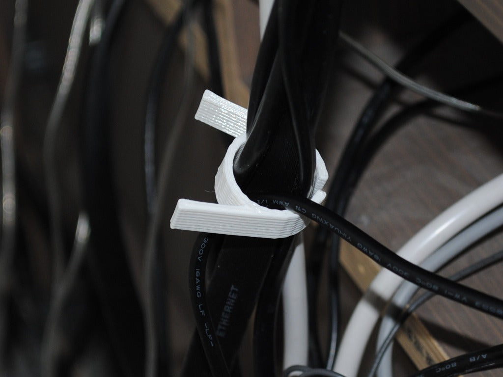 Praktische Kabelklemme