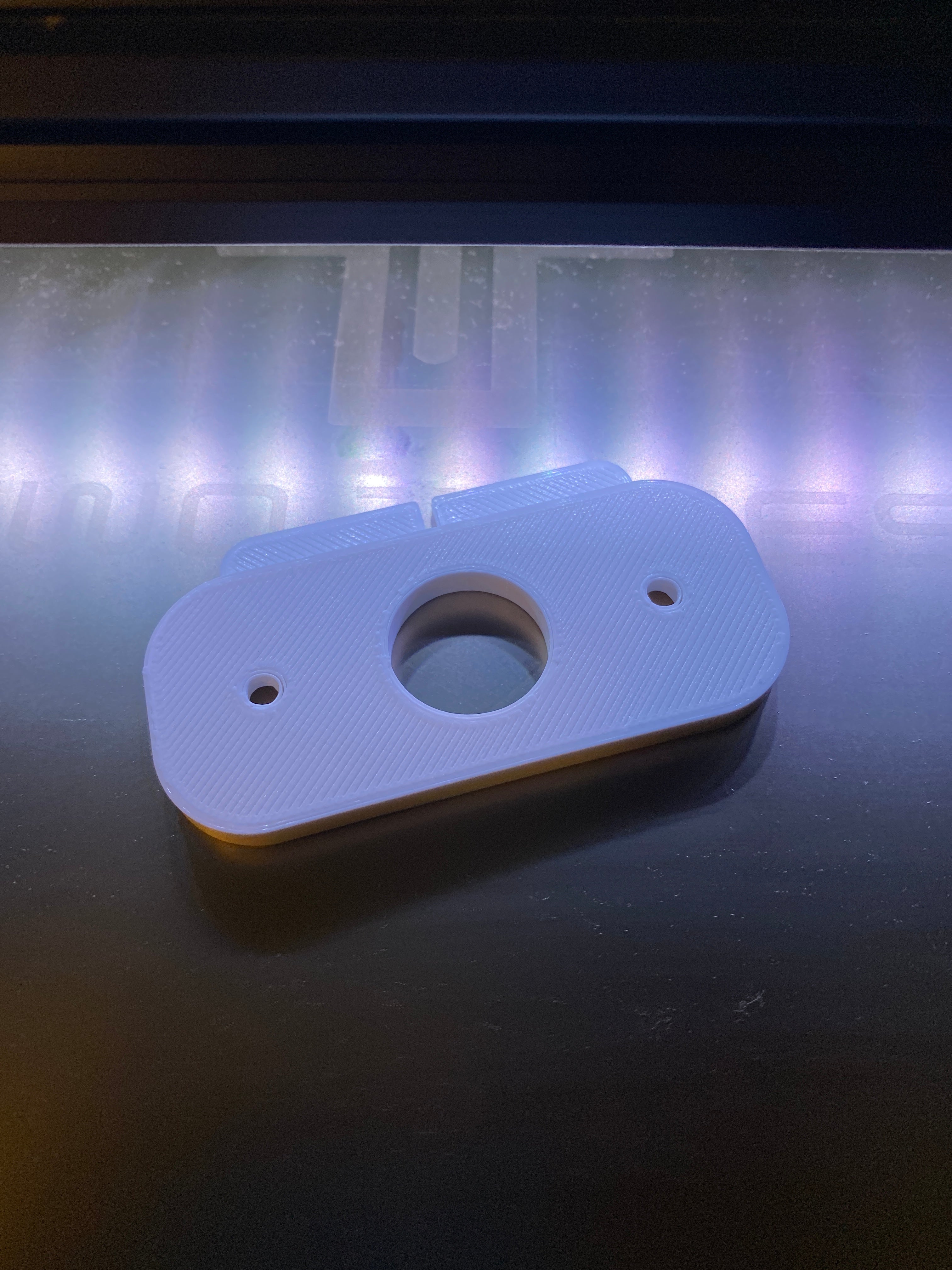 Unifi USW Lite 16 Wandhalterung