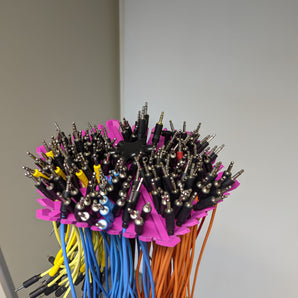 Eurorack-Kabelhalter für Mikrofonständer
