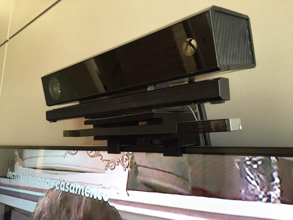 Montage für Xbox One Kinect, Wii-Sensorleiste und Samsung TV-Webcam