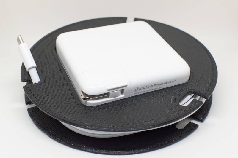 Kabel-Organizer für 61 W USB-C-Netzteil – MacBook Pro 13" (2017)