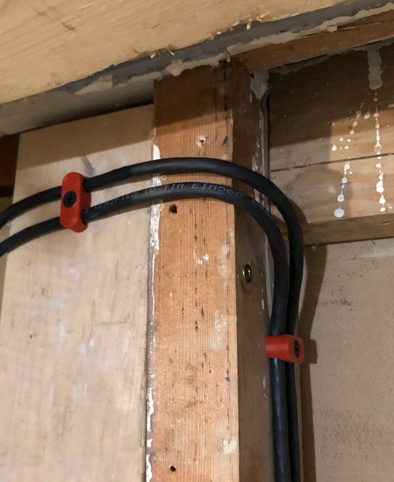 Doppelte Ethernet-Kabelklemme