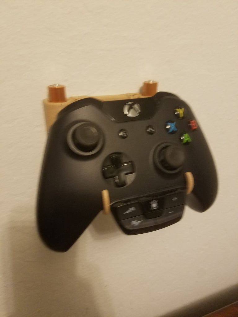 Höhe des Xbox One-Controllers