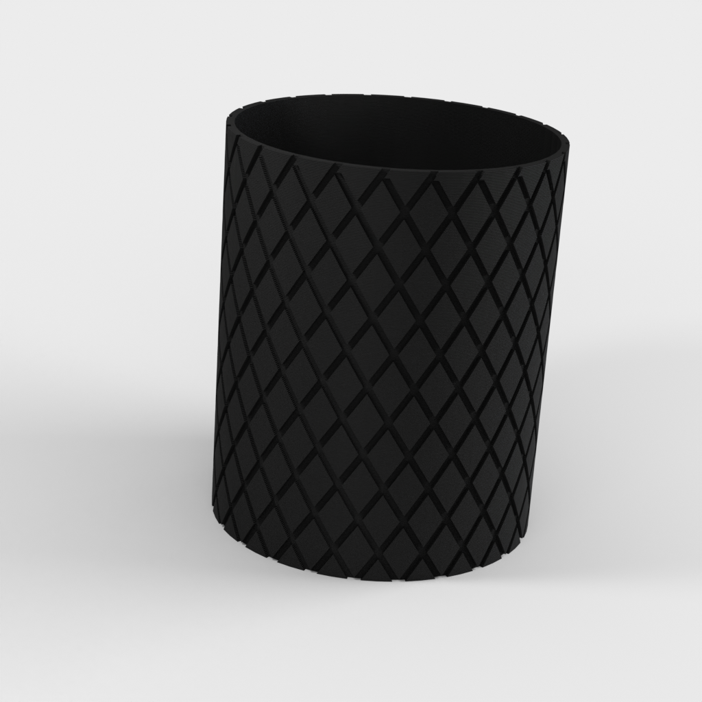 Multifunktionales Federmäppchen/Vase/Organizer mit Spiralgravur, 82 x 102 mm