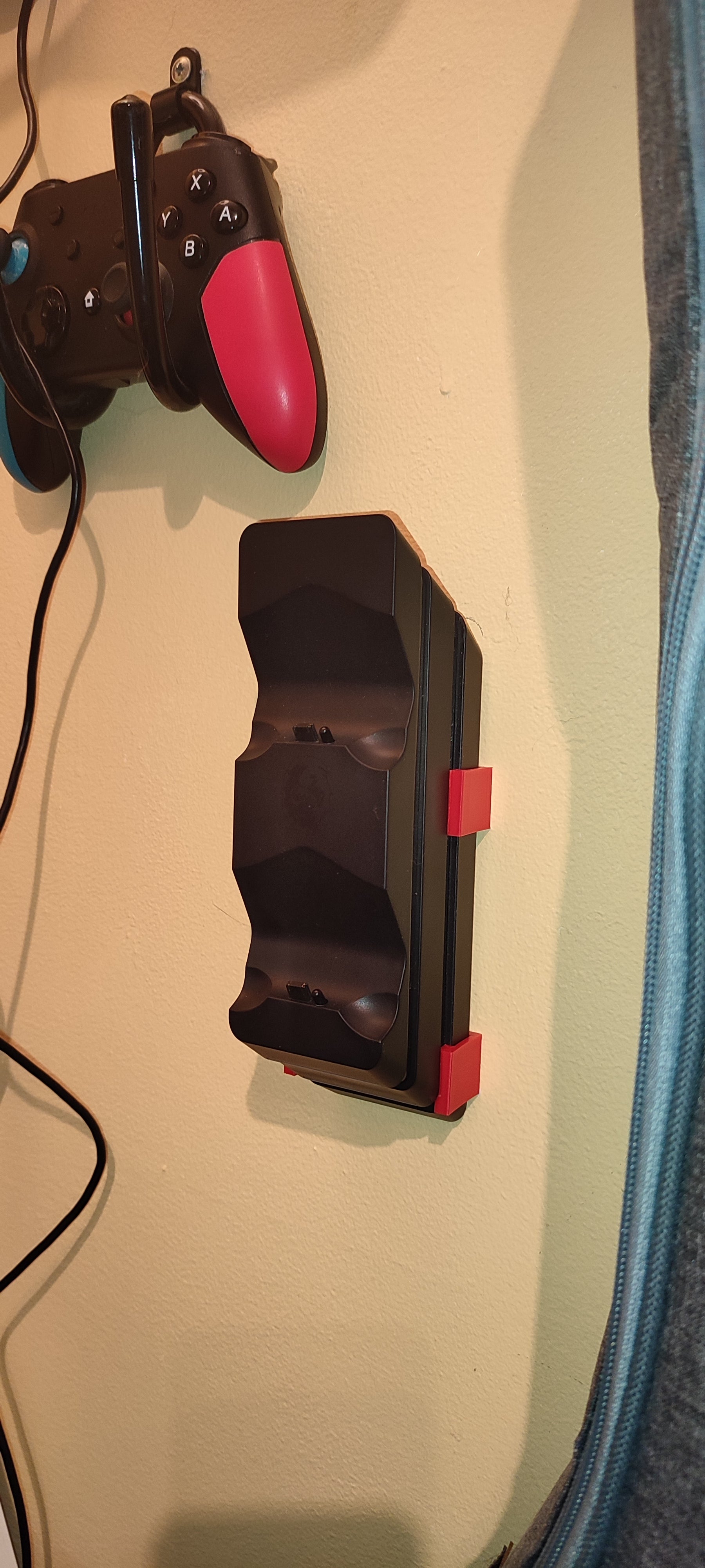 Lidl Silvercrest PS4 Controller Dockingstation Wandhalterung