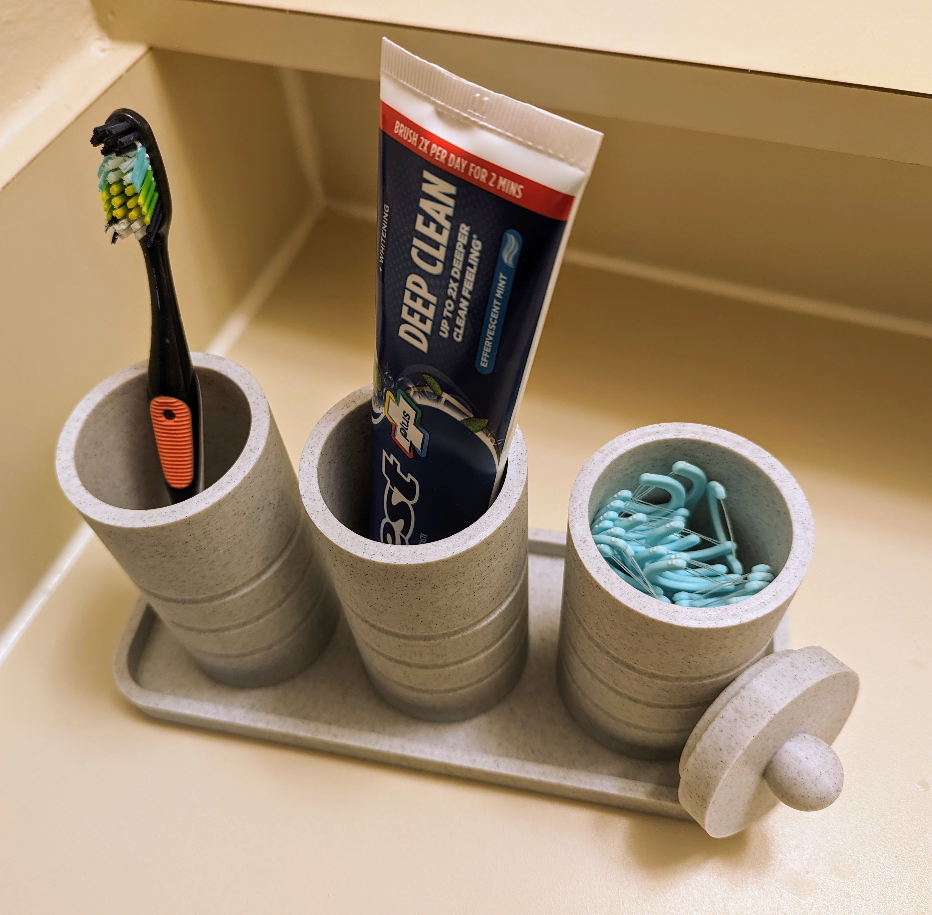 Badezimmer-Organizer für Zahnbürsten und Wattestäbchen