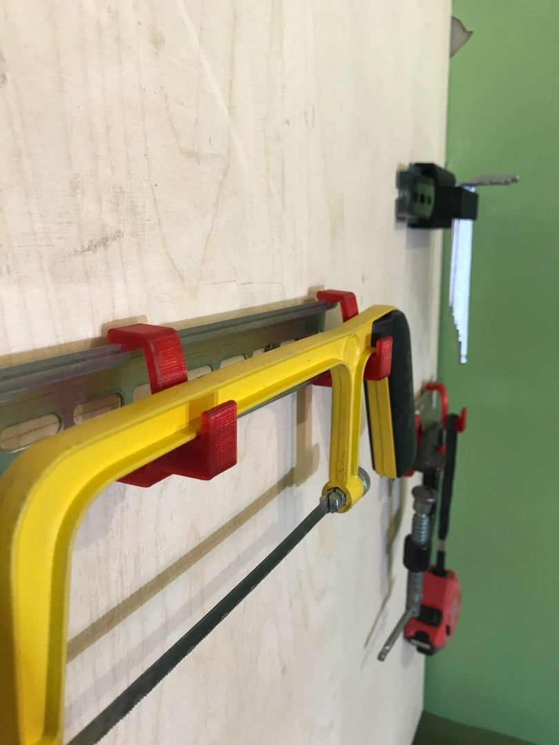 Werkzeughalter für DIN-Schienen
