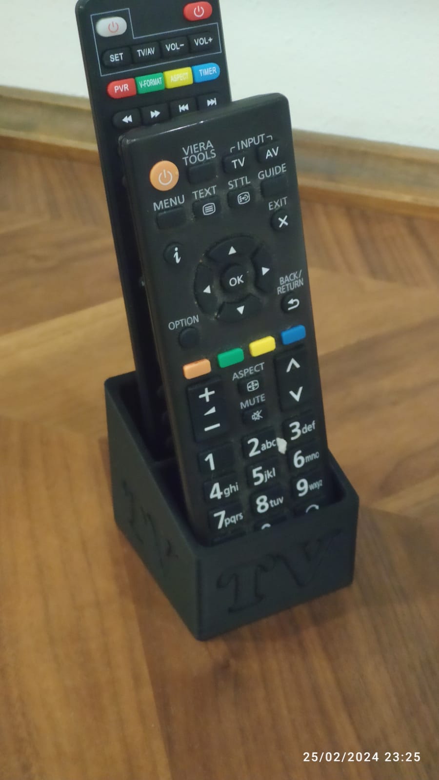 TV-Fernbedienungshalter für die Küche