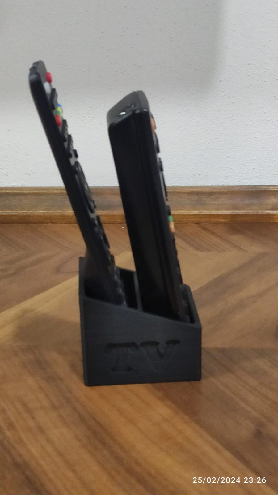 TV-Fernbedienungshalter für die Küche
