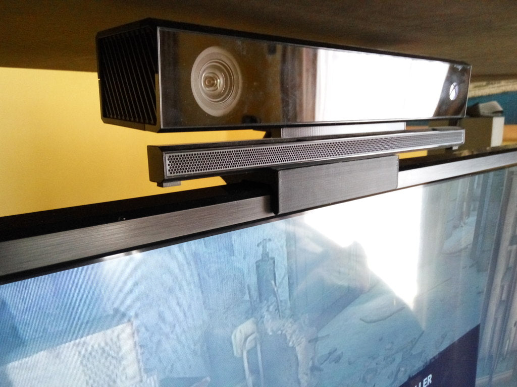 Parametrierbare TV-Halterung für Xbox One Kinect