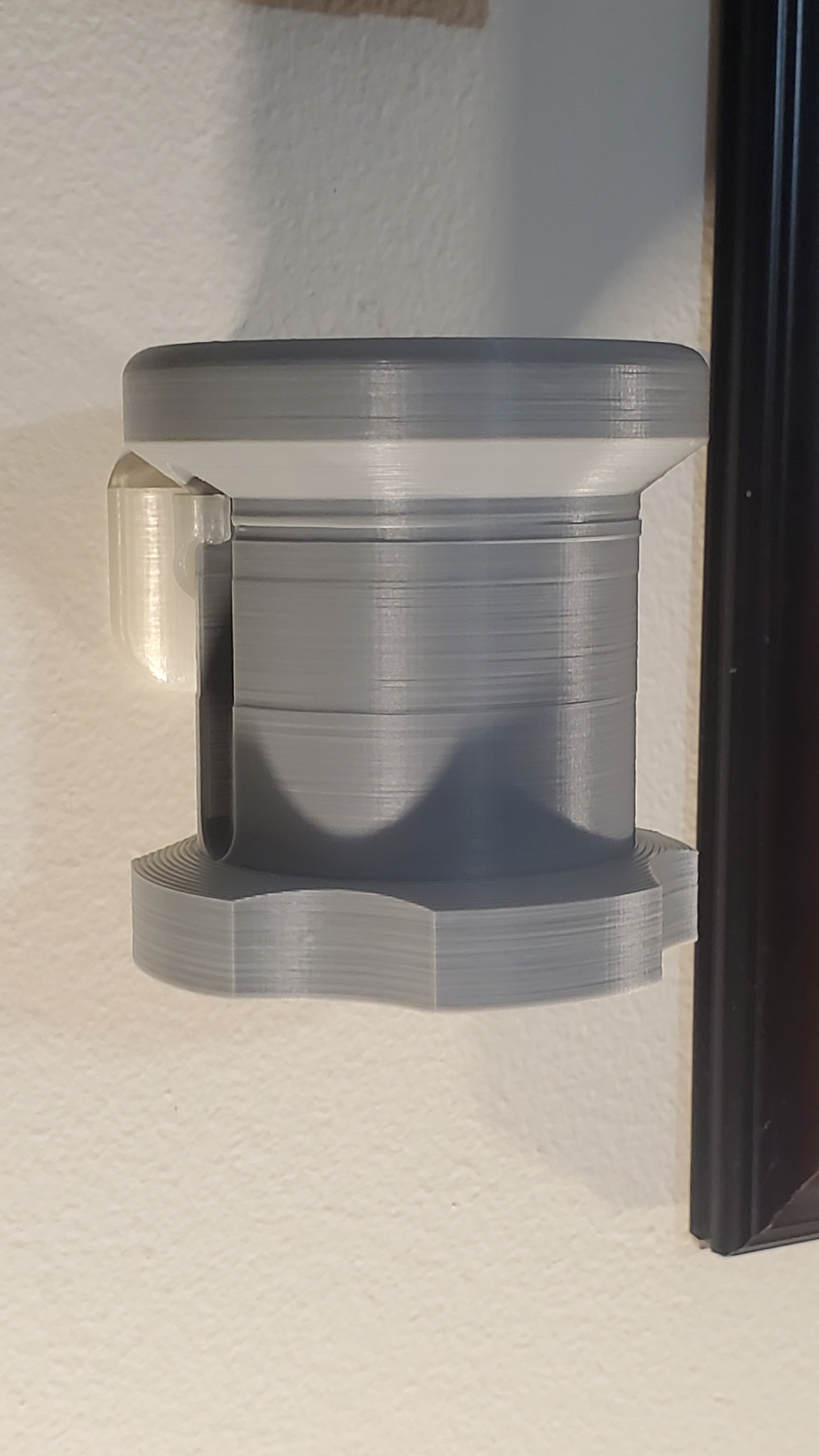 Gigantisk LEGO Technic Standard Bushing med Vægmontering (10x Skala)