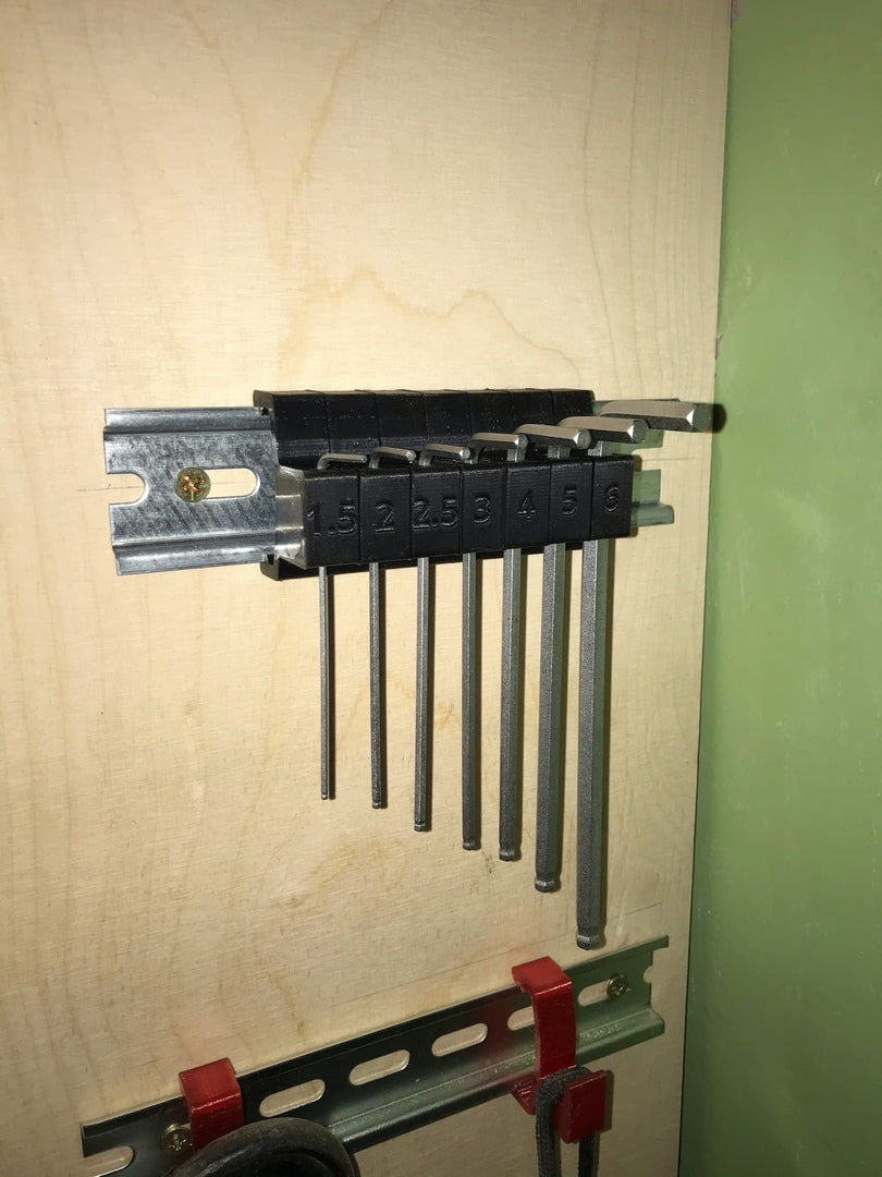Werkzeughalter für DIN-Schienen