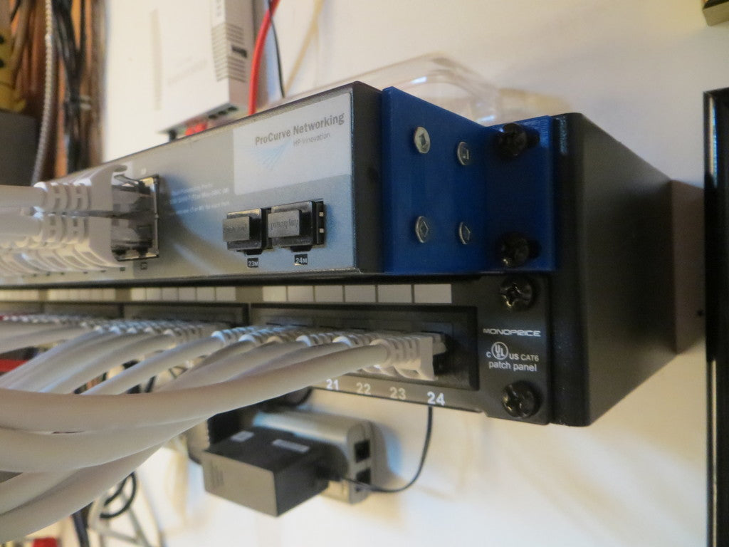 1U-Switch-Halterung für HP 1400 24g ProCurve Switch