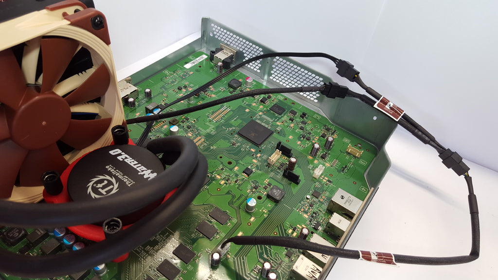 Xbox One Wasserkühlerhalterung (Thermaltake Water 3.0)