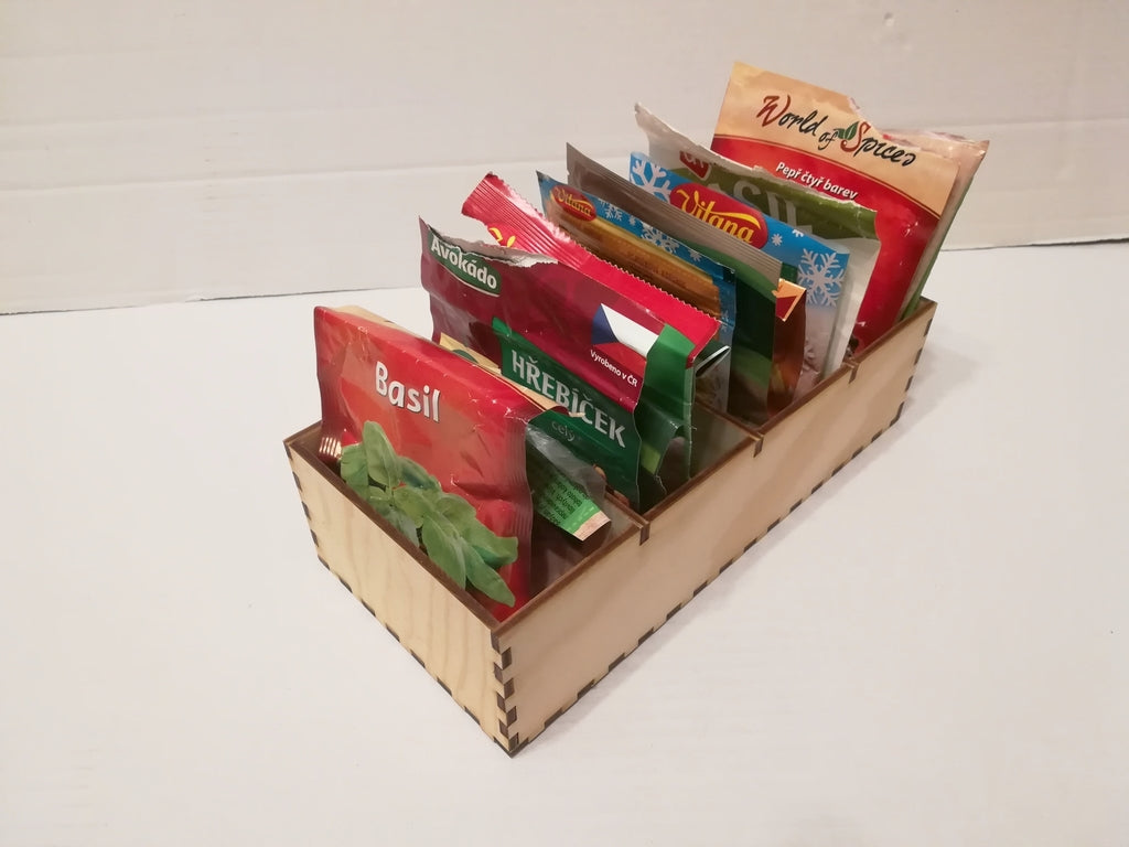 Gewürzorganisator aus Kiefernholz