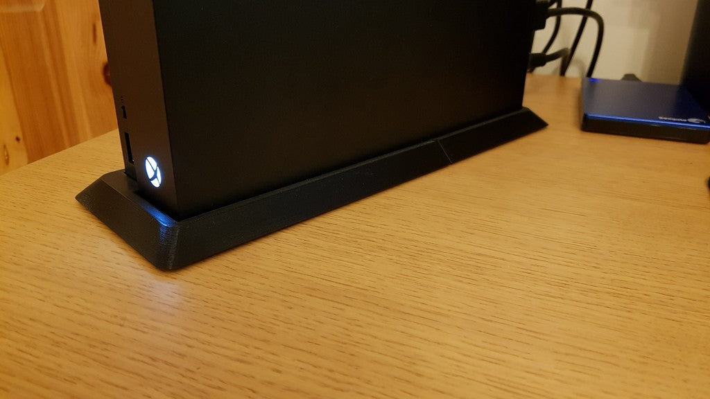 Vertikaler Ständer für Xbox One X