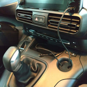 USB-Kabelhalter für Peugeot Rifter, Citroën Berlingo &amp; Opel Combo (2018+)