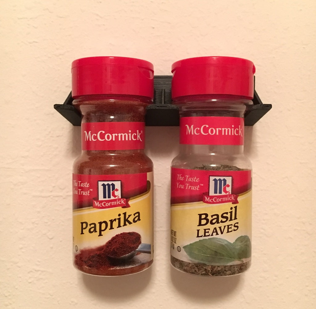 2 Space Spice-Regal für McCormick-Flaschen
