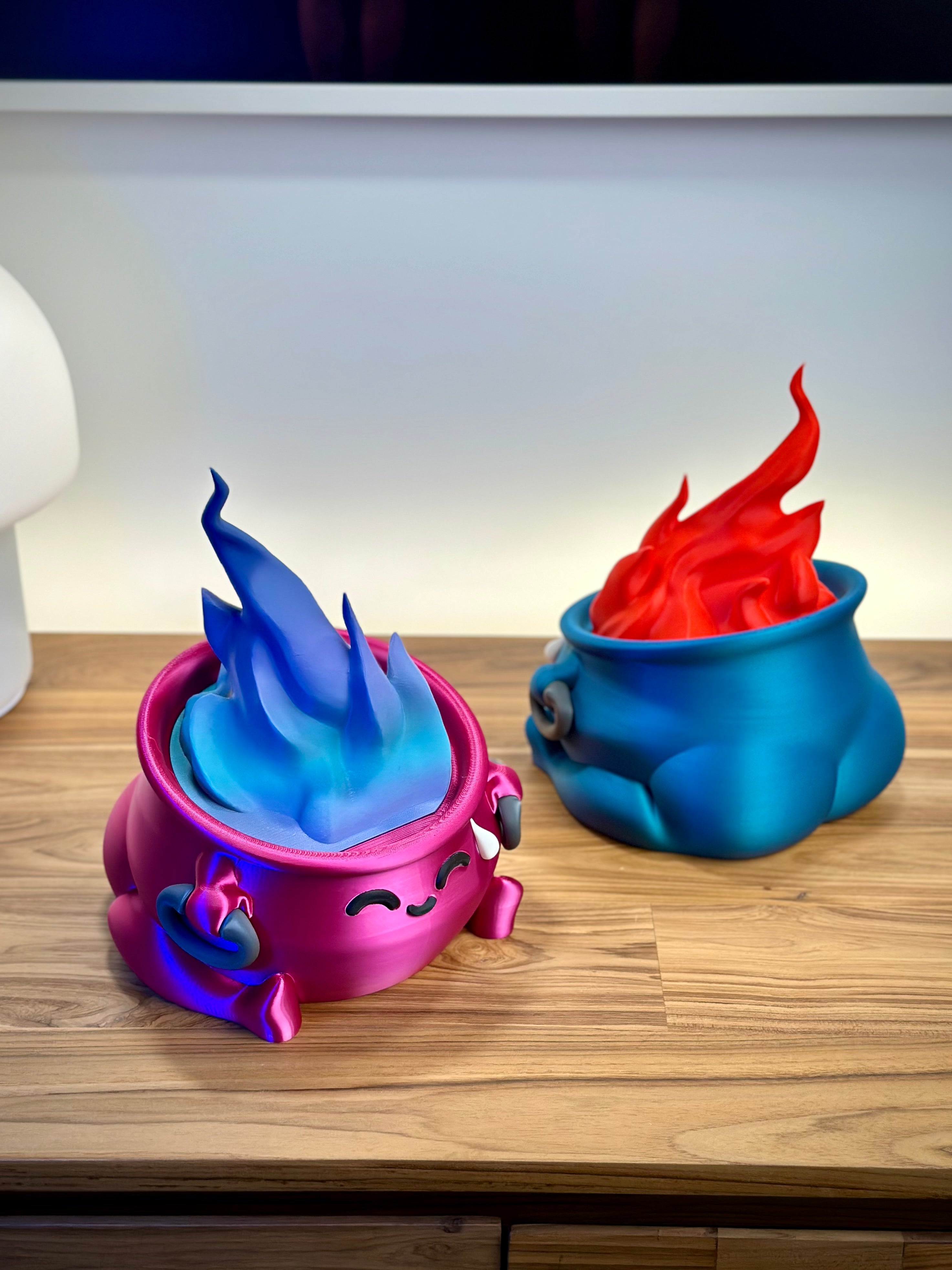 Bubble Butt Cauldron – Lustiger Halloween-Süßigkeitentopf