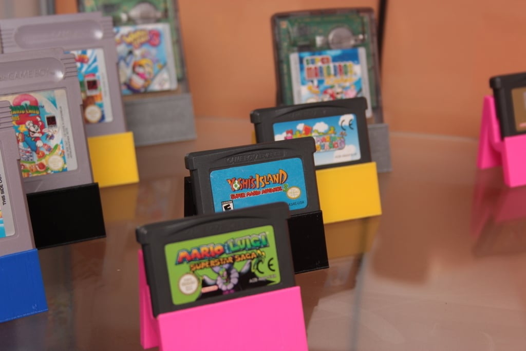 Displayständer für Game Boy-Spielkassetten