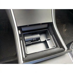 Tesla Model 3 Mittelkonsolen-Ablage mit Adapterhalter