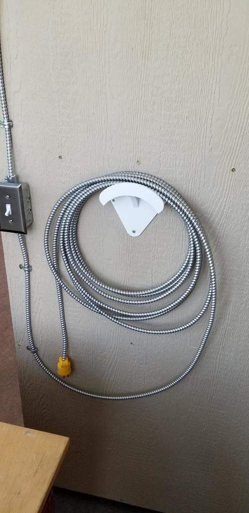 Schläuche/Kabelverankerung
