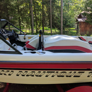 Führungsschiene für Innenbordmotorabdeckung