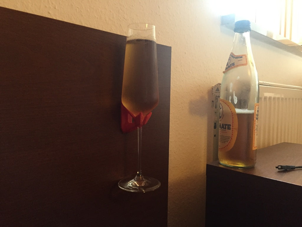 Elegant Champagneglasholder til Vægmontering