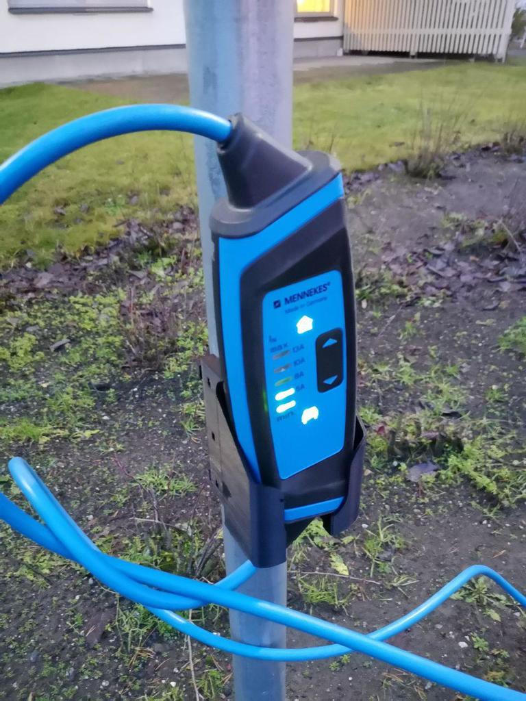Halterung für Ladekabelbox (Mennekes, VW)