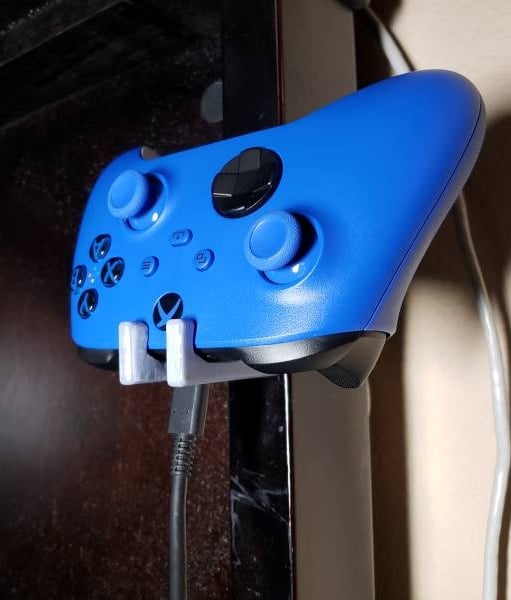 Umgedrehte Xbox One Controller-Tischhalterung