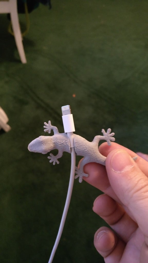 Gecko Wire Holder – Praktischer Kabelhalter im Gecko-Design
