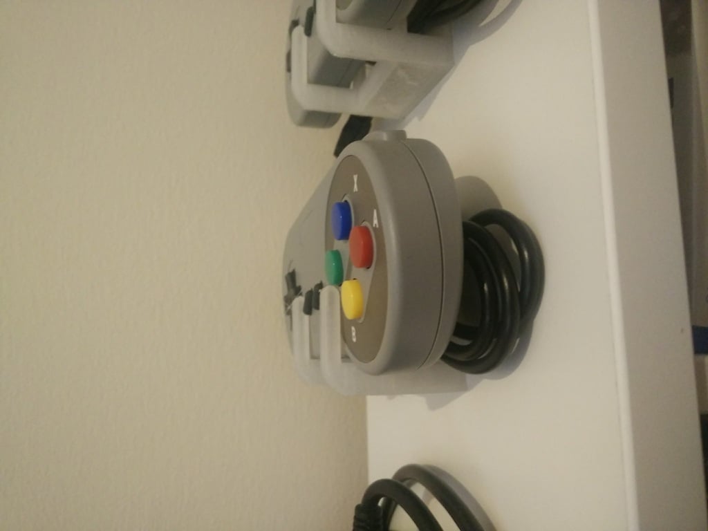 Sammlungshalter für Videospiel-Controller: NES, SNES, Megadrive, PS2, N64, Xbox 360, Wii, PlayStation Move