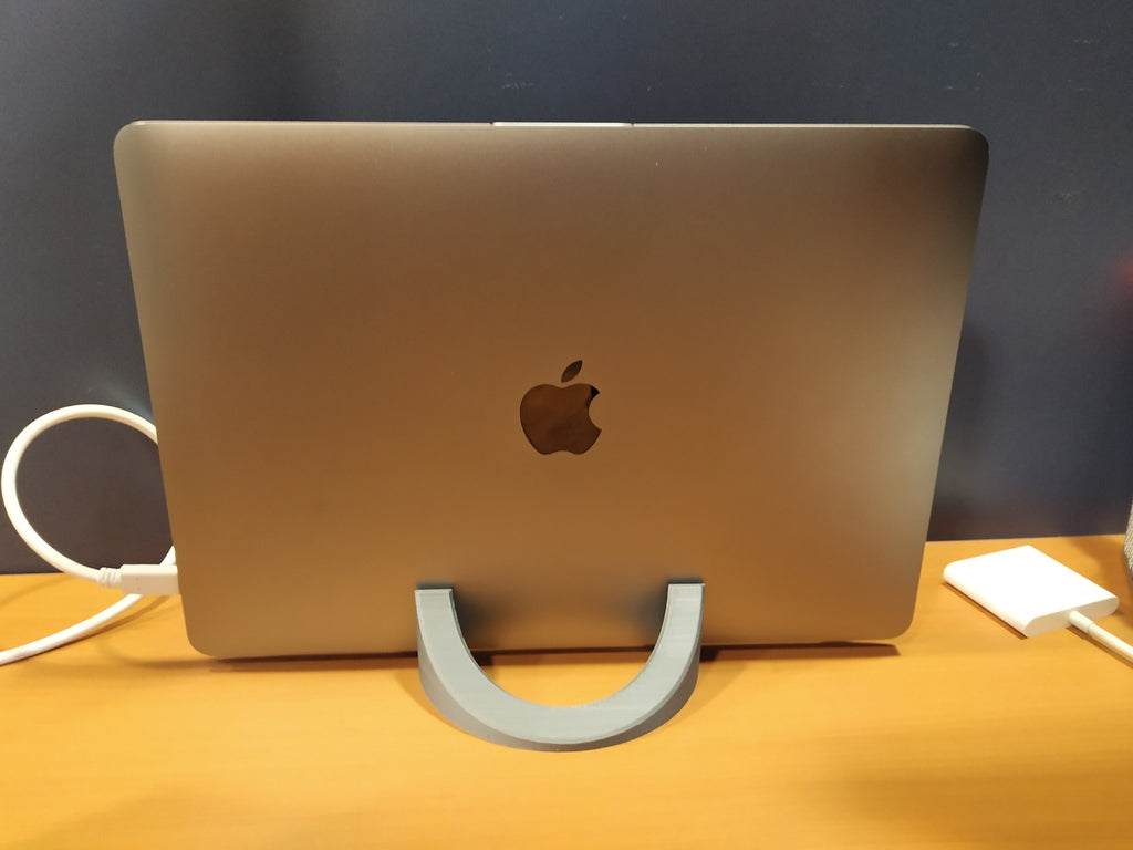 Ergonomischer Ständer für MacBook Pro 13 Zoll