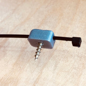 Effektiver Kabelhalter für Ordnung