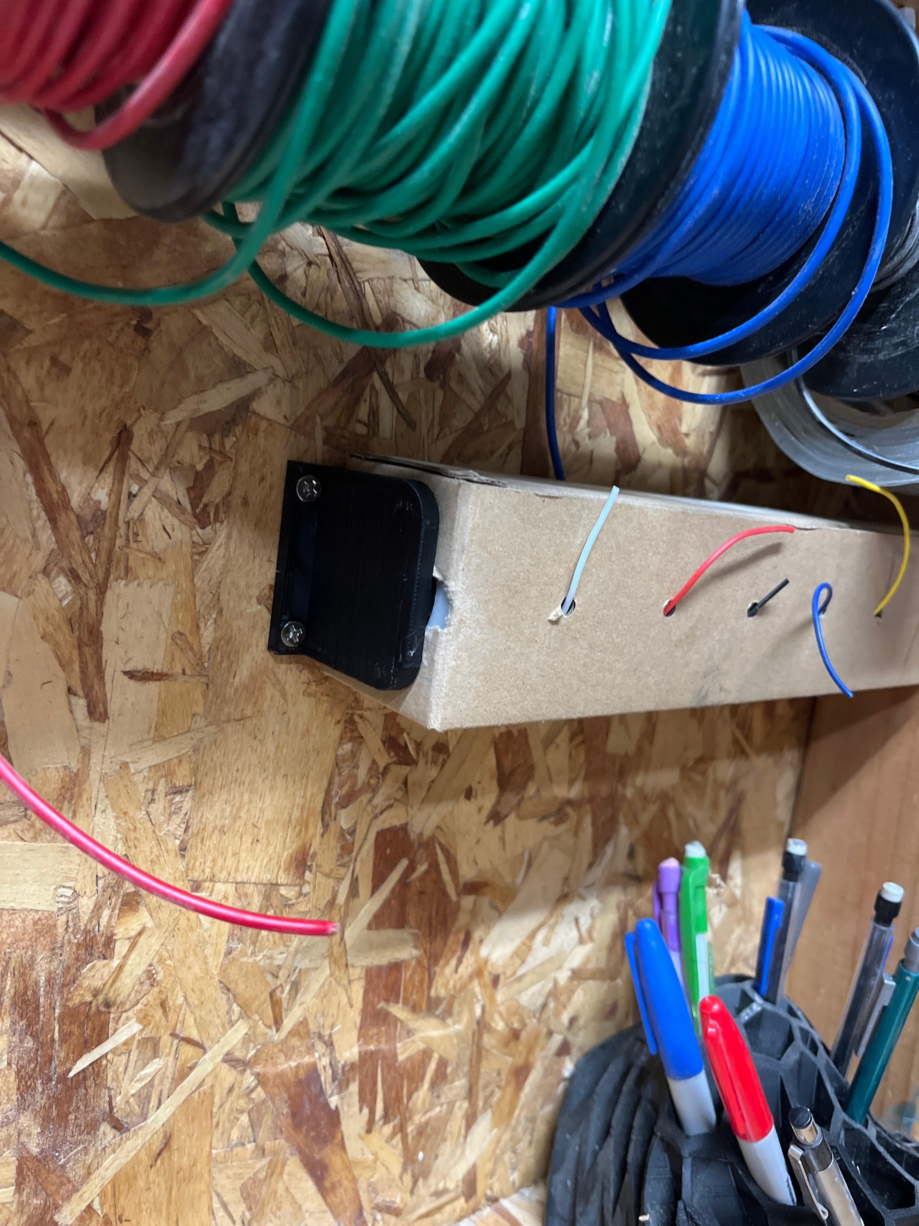 22ga Box-Drahthalter zur Wandmontage
