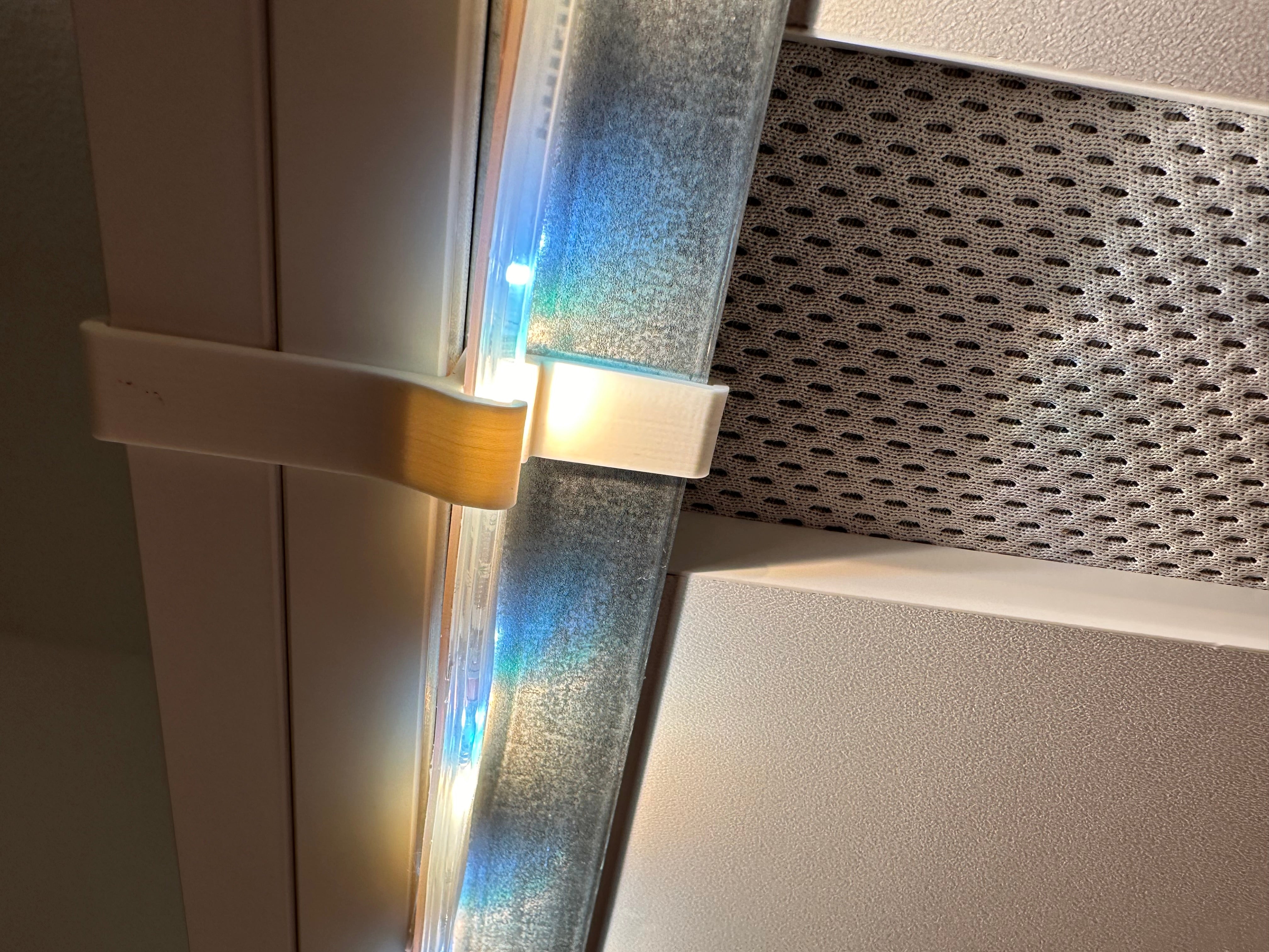Hue Lichtstreifen-Clips für Ikea SMÅSTAD Bett (kein Bohren, kein Kleben)