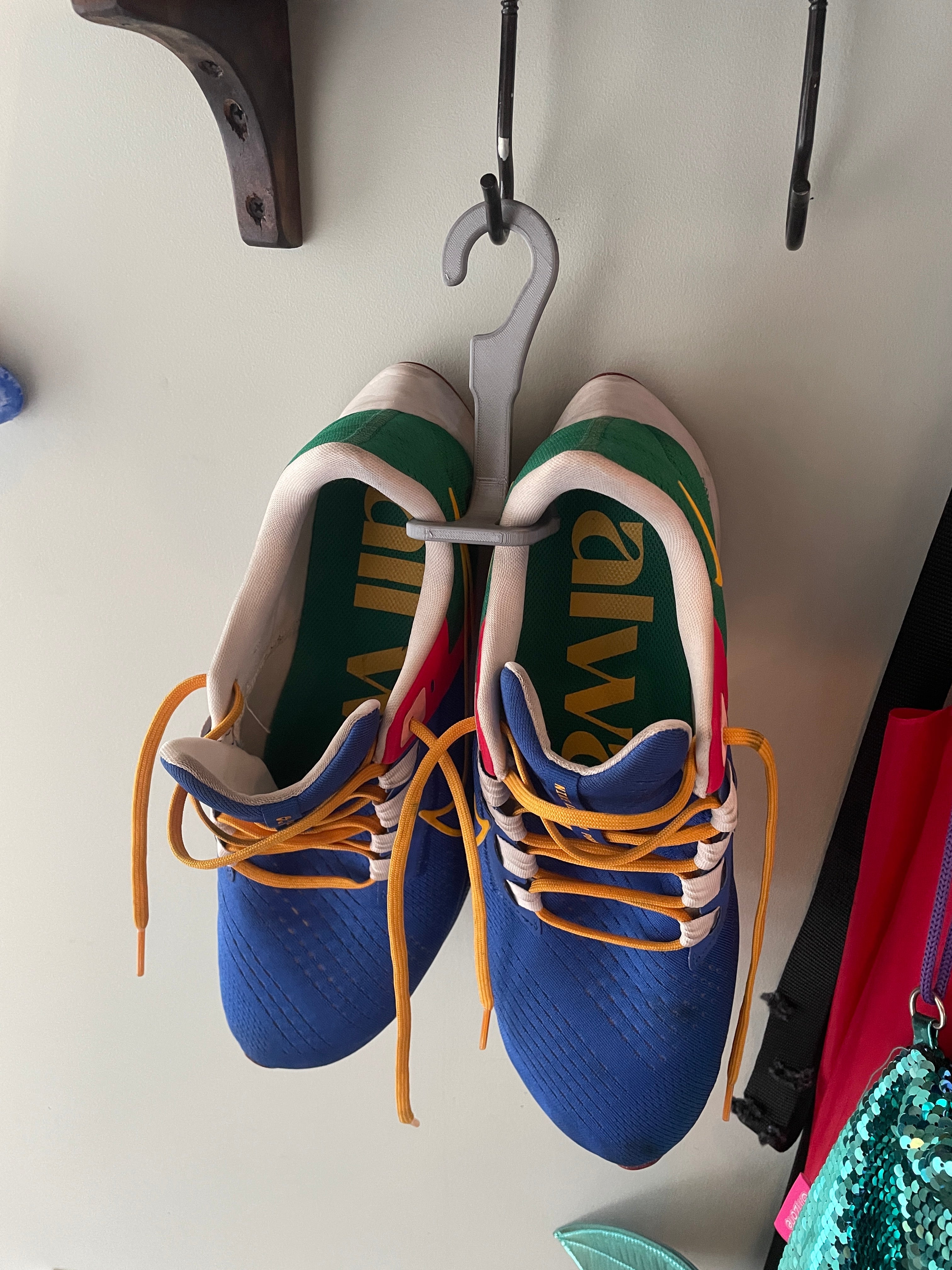 Sneaker/Sko Hanger – Elegant og Praktisk Opbevaring