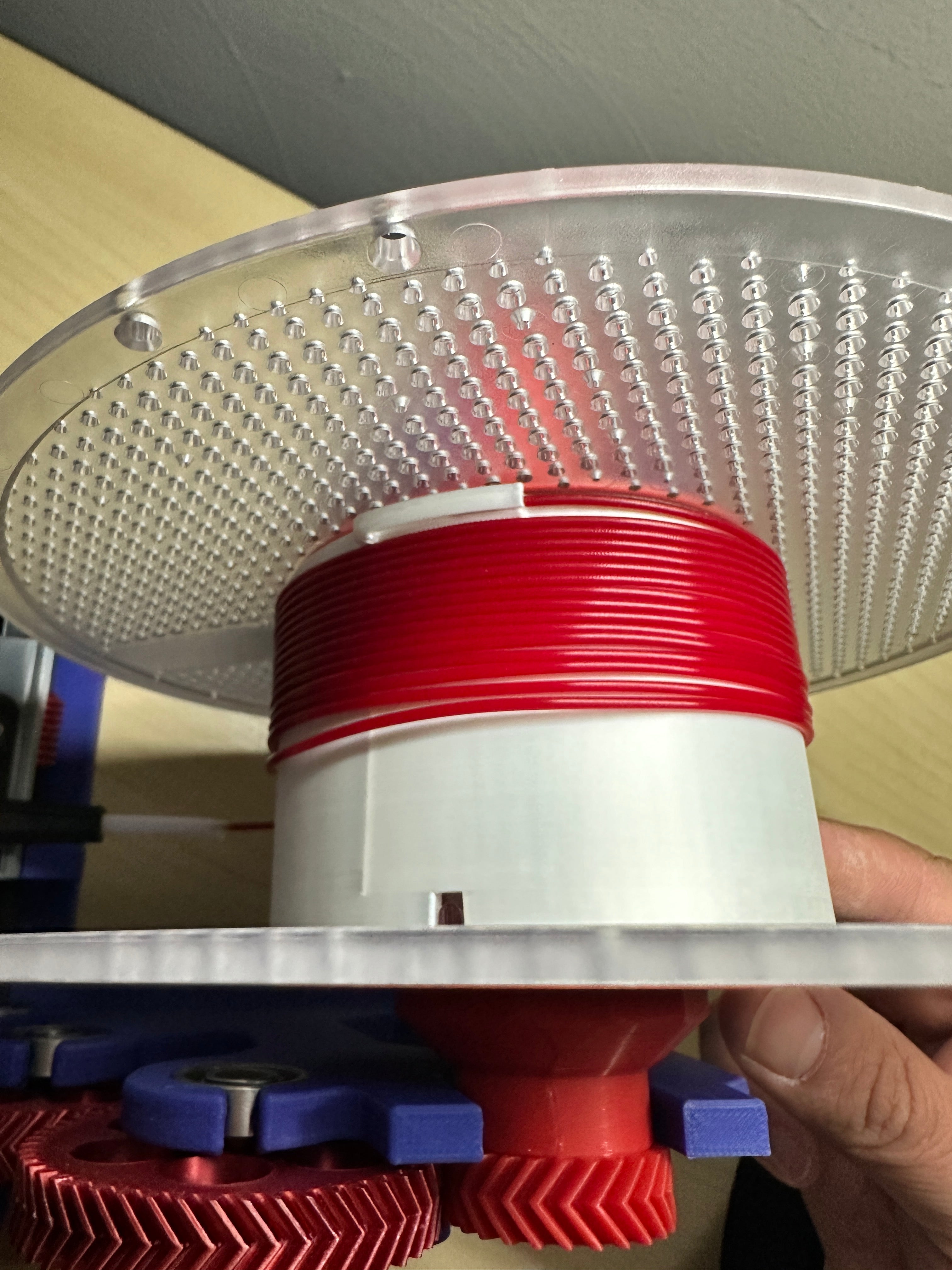 Glatter Spulenkern von Bambu Lab mit Filament-Clip