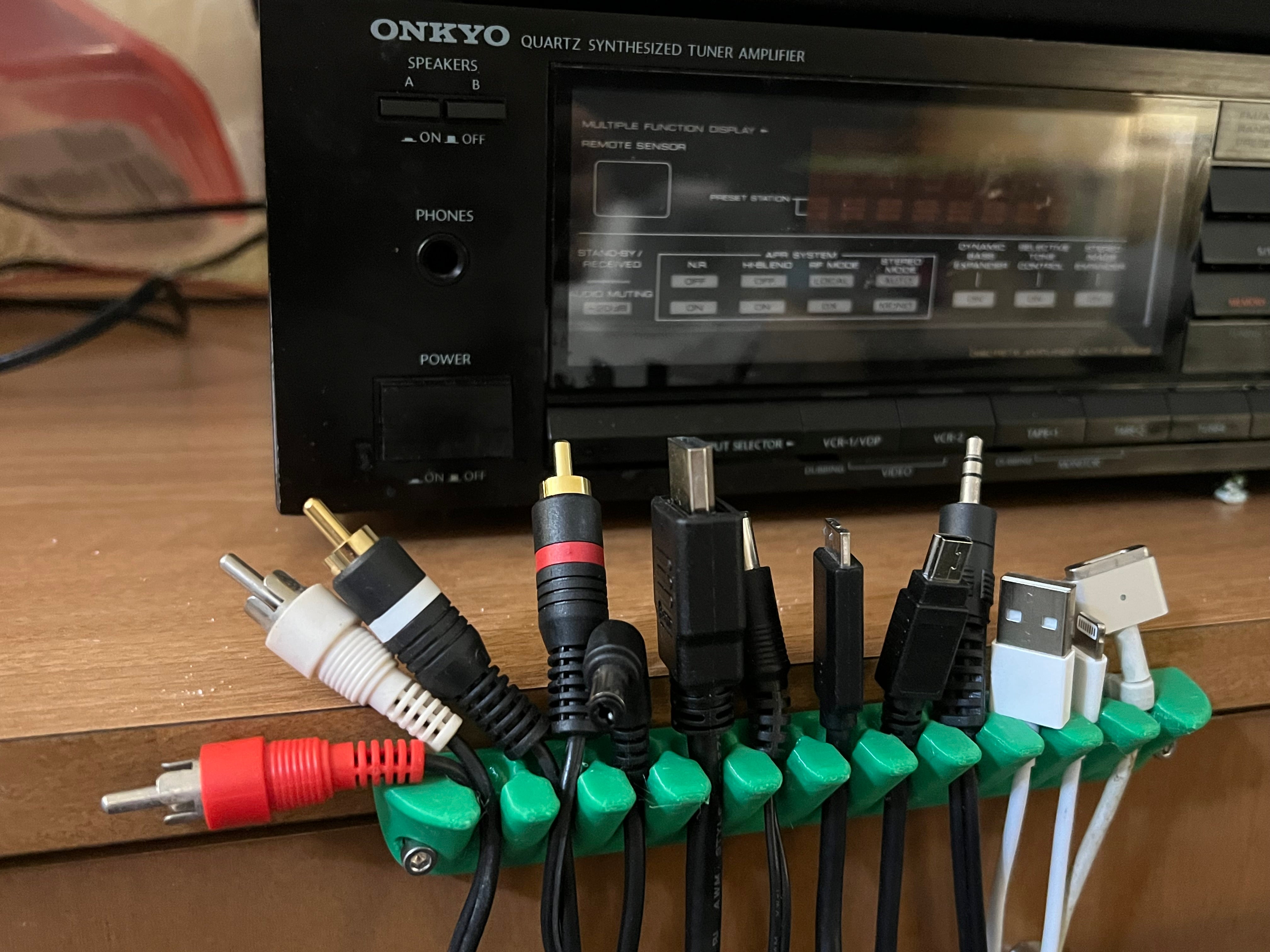 Rake Rack Kabel- und Drahthalter