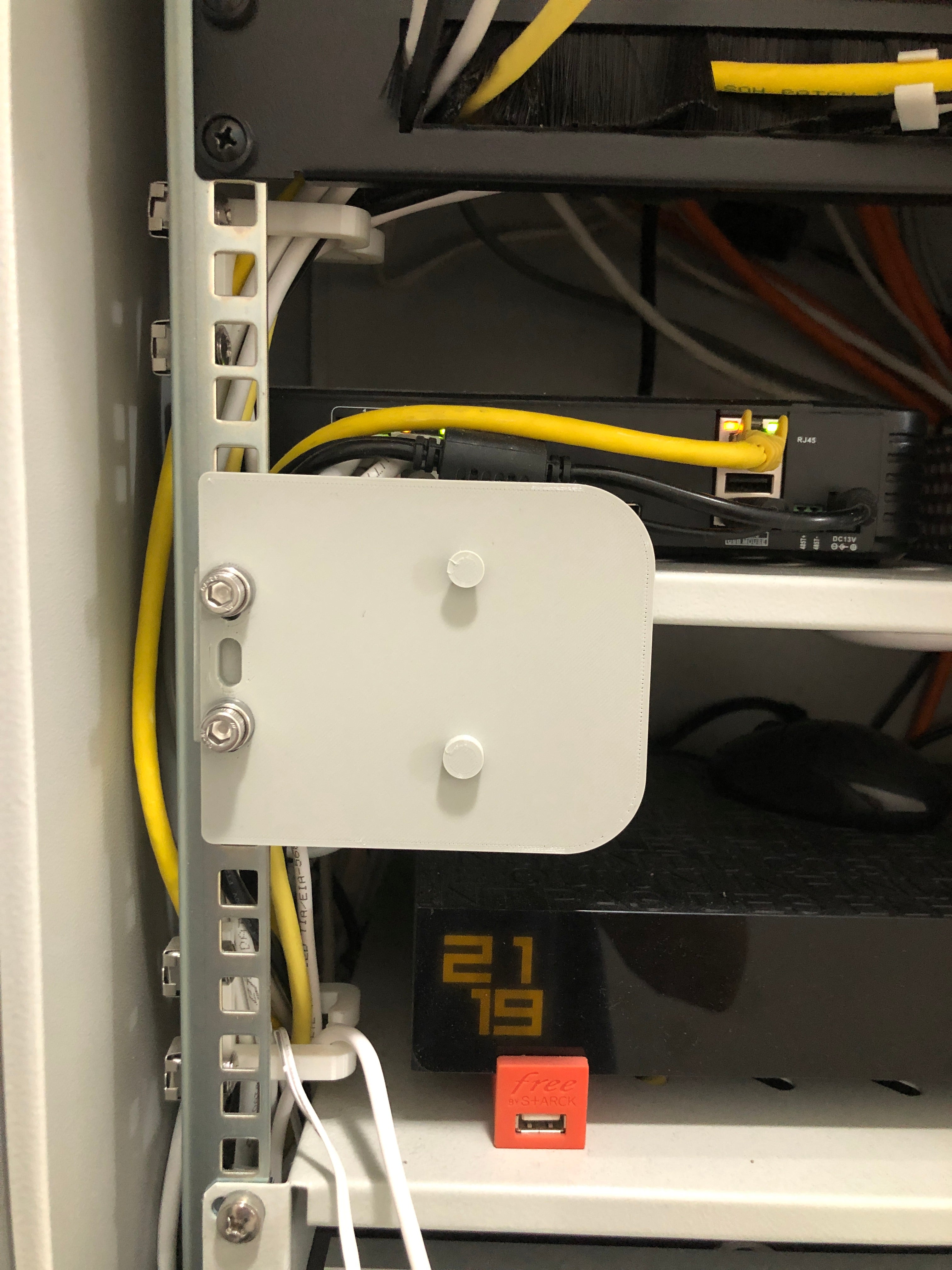 Philips Hue Bridge Rack Mount – Sichere und stabile Installation