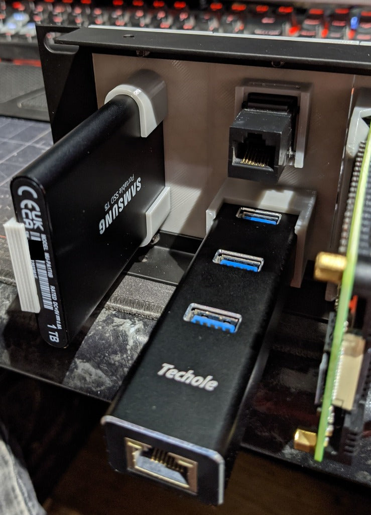 Raspberry Pi USB3 Hub & Ekstra Netværksport - 19" 2U Rackmonteringsadapter
