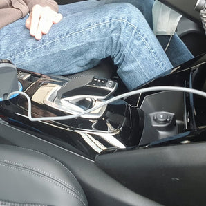 Smartphone-Getränkehalter für Peugeot 208 II und 2008 II