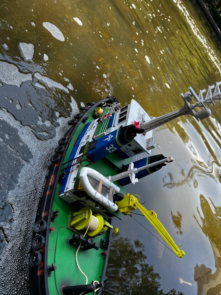 Schlepper mit Ankerwinde