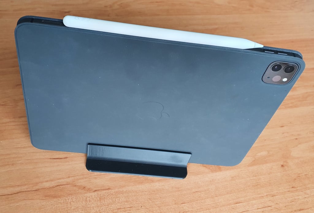 Einfacher iPad-Ständer für Tablets