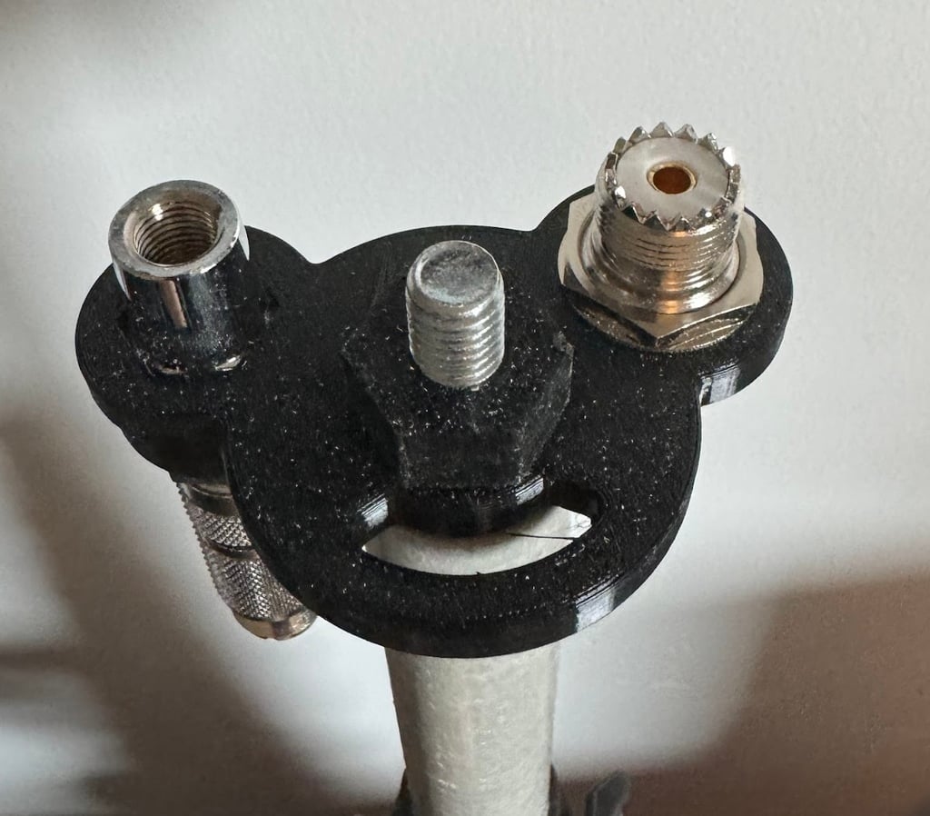 Mast Monkey – Multipel Antenneholder til Glasfiber Master