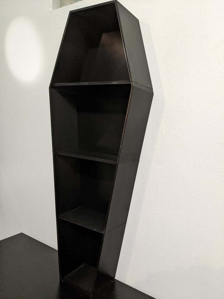 Sargregal zur Wandmontage - Gothic Dekor