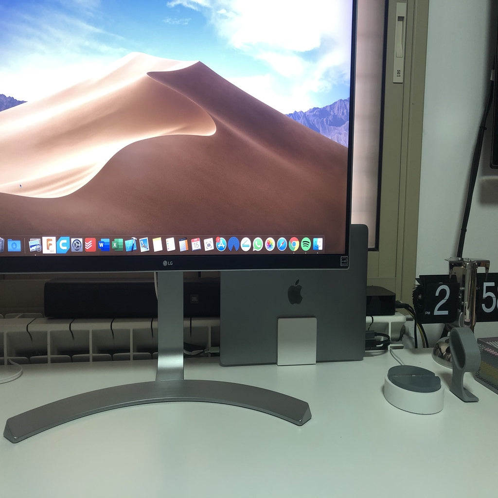 Eleganter Ständer für das 13-Zoll-MacBook Pro 2019