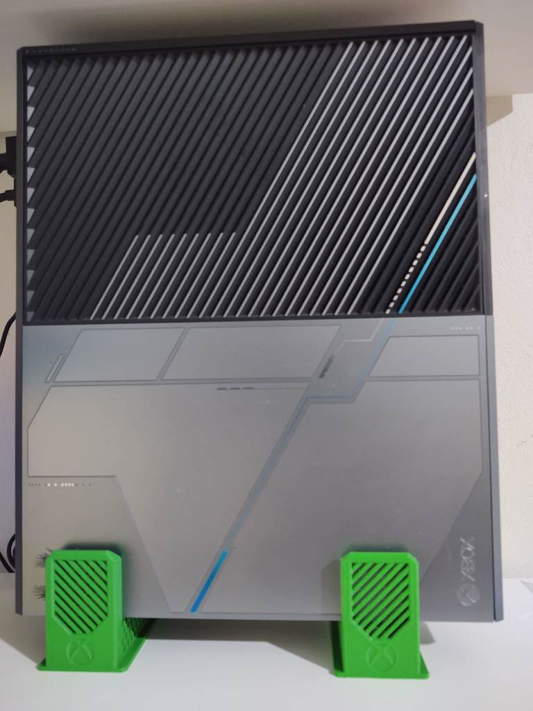 Vertikaler Ständer für Xbox One – Hello Edition