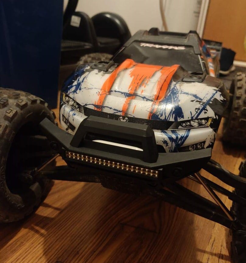 Traxxas Maxx für E-Revo 2.0 Stoßfängeradapter