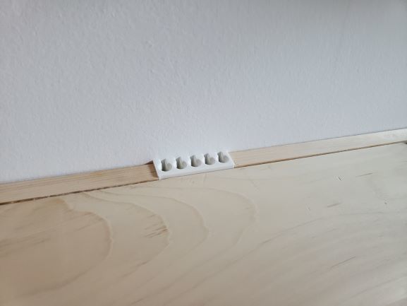 Kabelorganisator für den Schreibtisch